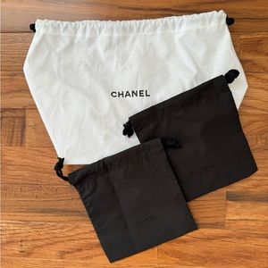 Chanel BAG / 1 - S / 2 - XS